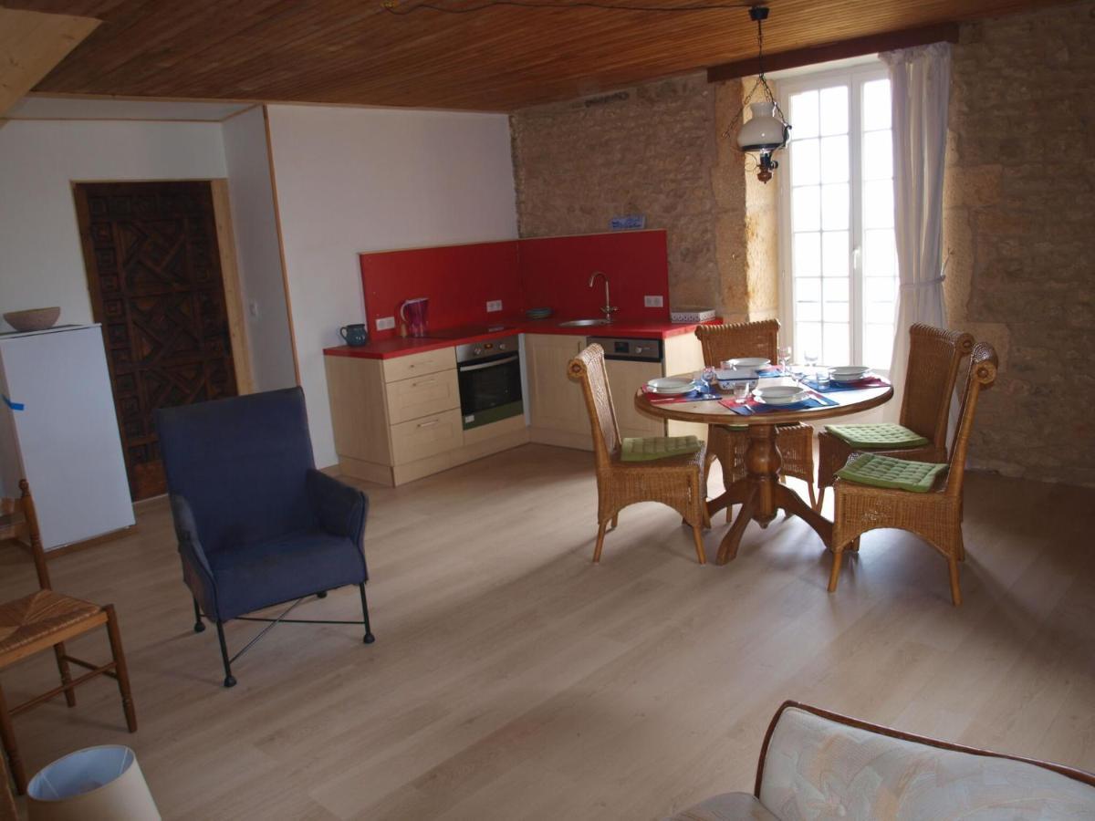 Cozy Cottage In Aquitaine With Private Swimming Pool Peyzac-le-Moustier Екстер'єр фото