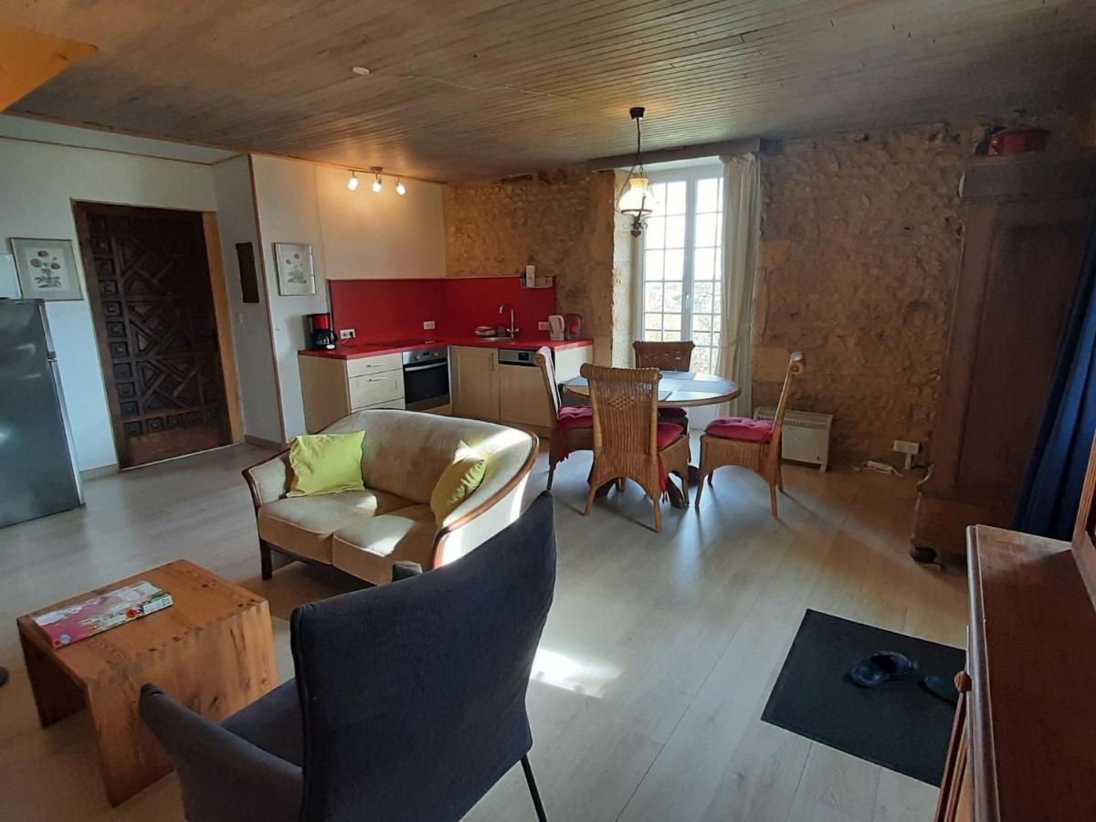 Cozy Cottage In Aquitaine With Private Swimming Pool Peyzac-le-Moustier Екстер'єр фото