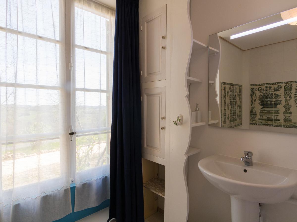 Cozy Cottage In Aquitaine With Private Swimming Pool Peyzac-le-Moustier Екстер'єр фото